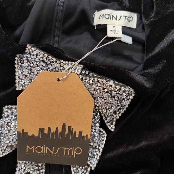 Mainstrip Bows and Velvet Minidress, Black, sz S (Junior’s) - Picture 8 of 14